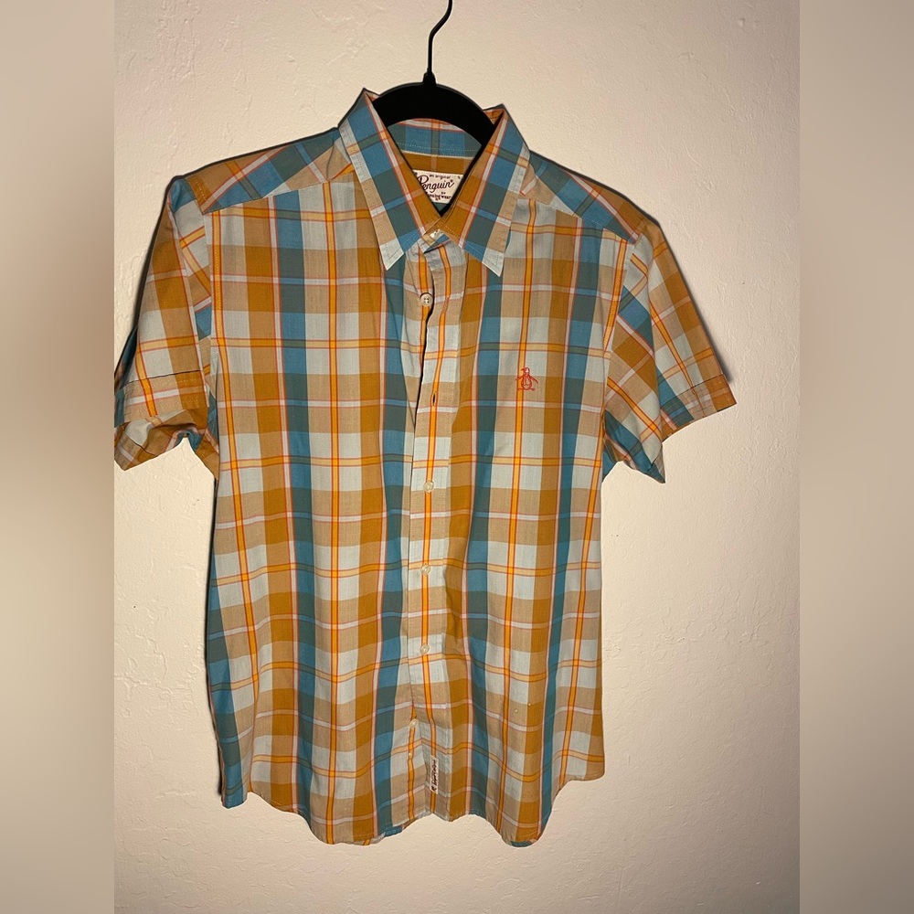 Original Penguin. Short Sleeve. Men’s size S. 100% Cotton. Vintage.